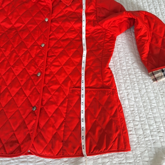 BURBERRY red quilted jacket - Picture 6 of 10